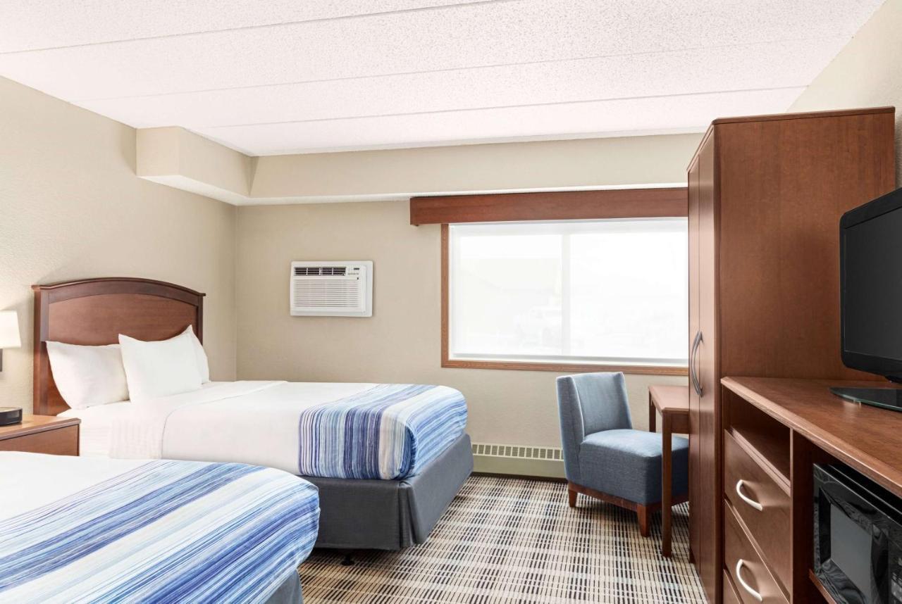 Americinn By Wyndham Roseau Екстериор снимка